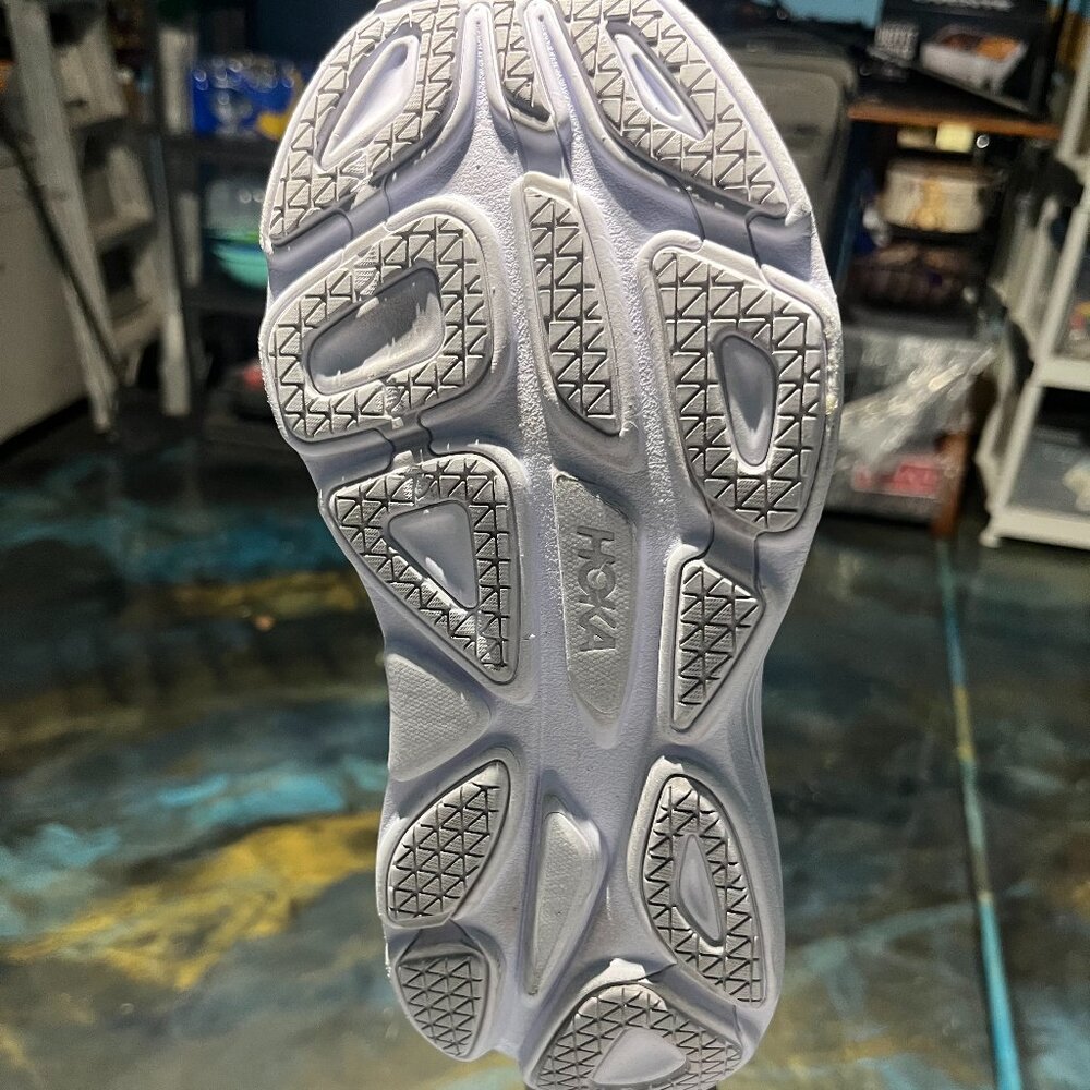 Hoka Bondi 8 shoes size 7.5 US